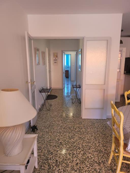 Residence Les Cyclades Льо Лаванду Екстериор снимка